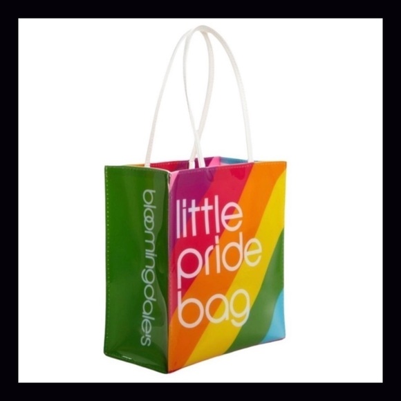 Bloomingdaleโs Little Pride Bag LGBTQ+ ๐ณ๏ธโ๐ Limited Edition Pride Bag - Picture 2 of 4